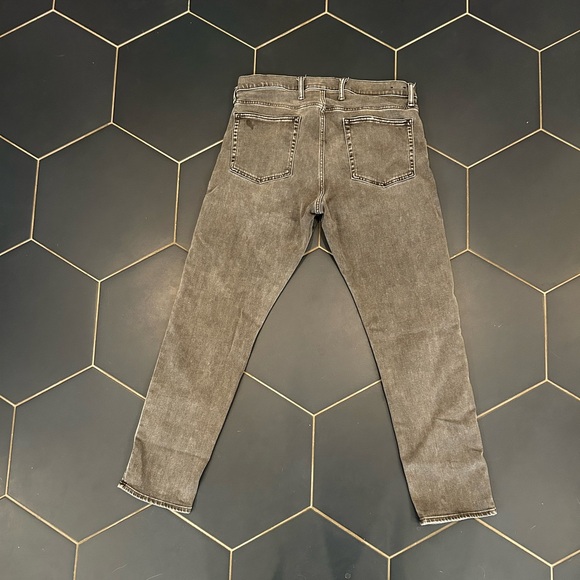 Men’s Gap slim fit soft wear jeans - Picture 3 of 6